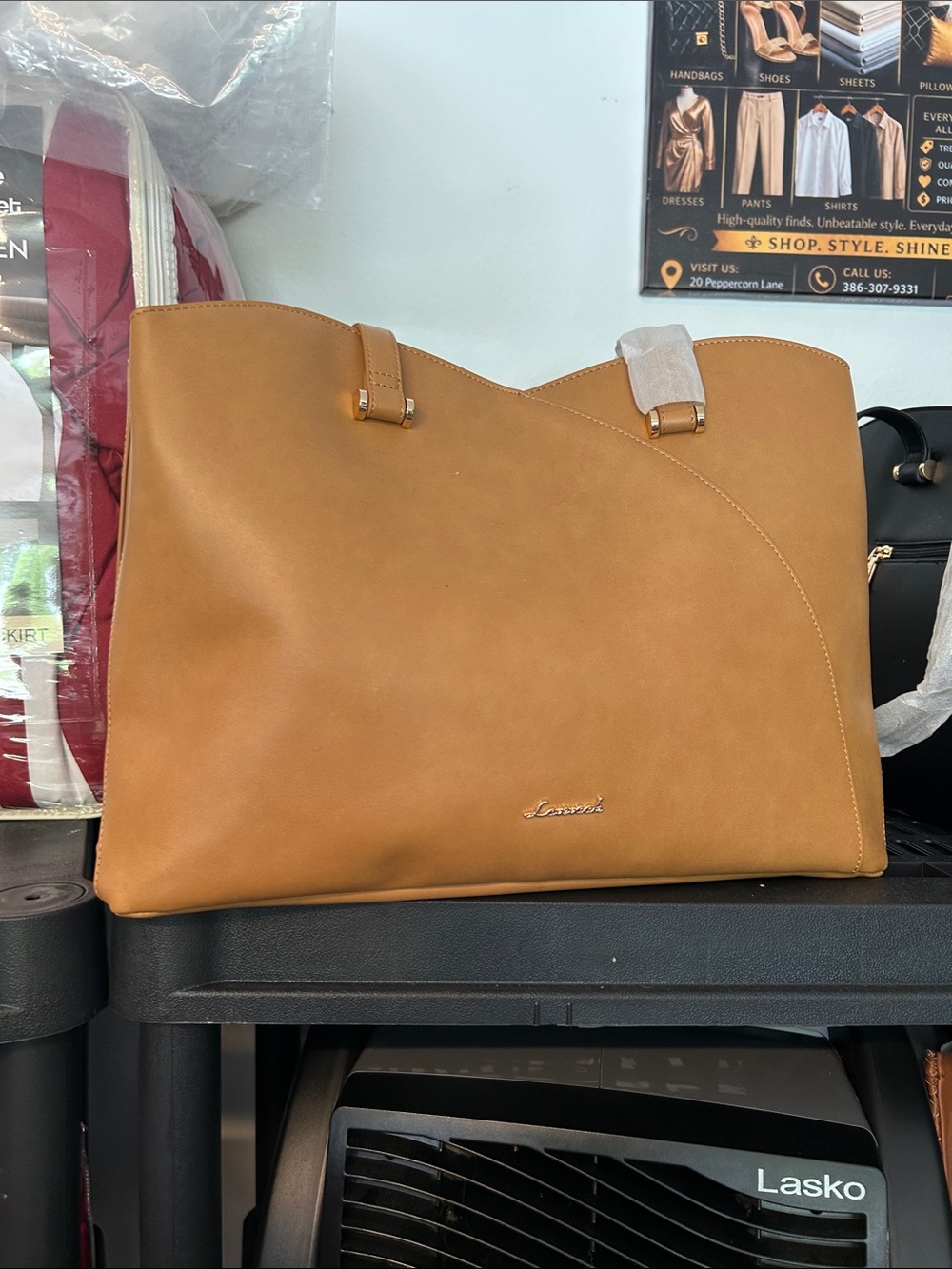 Cognac Tote Bag - Classic Womenโs Handbag
